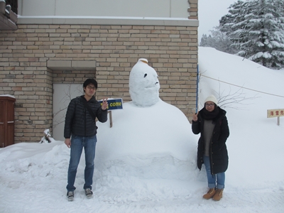 胴体の大きな雪だるまです。