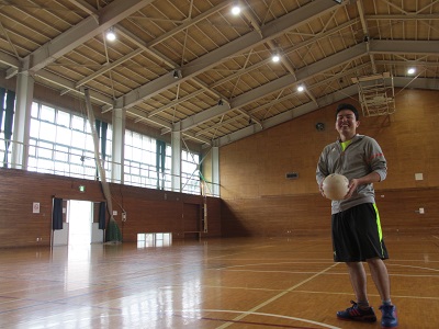 毎年恒例のソフトボール大会！ではなく今年は雨でバレーボールに…